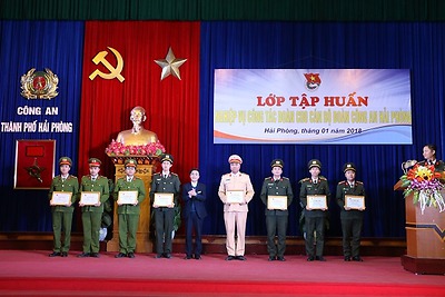 Lớp tập huấn nghiệp vụ công tác Đoàn CATP Hải Phòng năm 2018.